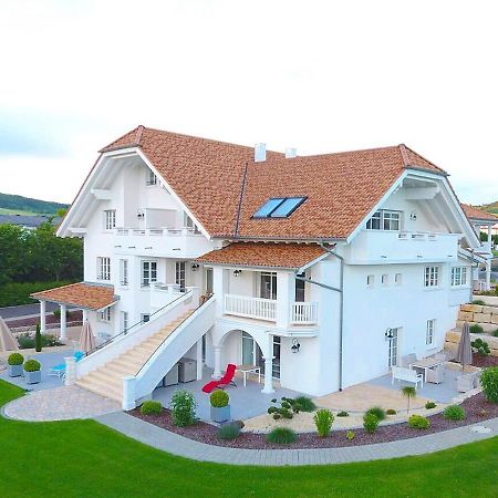 Belle Maison - Das Kleine Hotel Werbach Exteriör bild